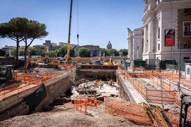 Cantiere Piazza Pia, inizia spostamento reperti archeologici