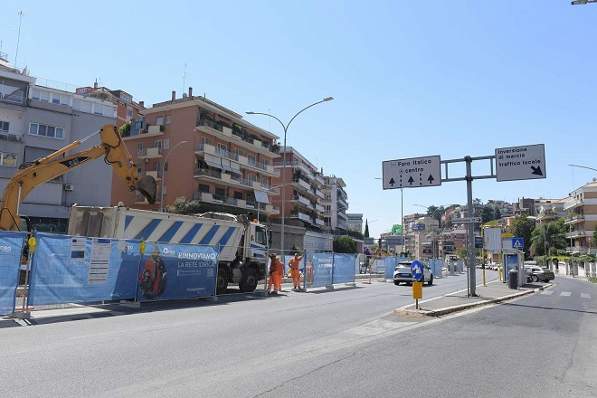 Rinnovo rete idrica, sopralluogo al cantiere di Corso Francia