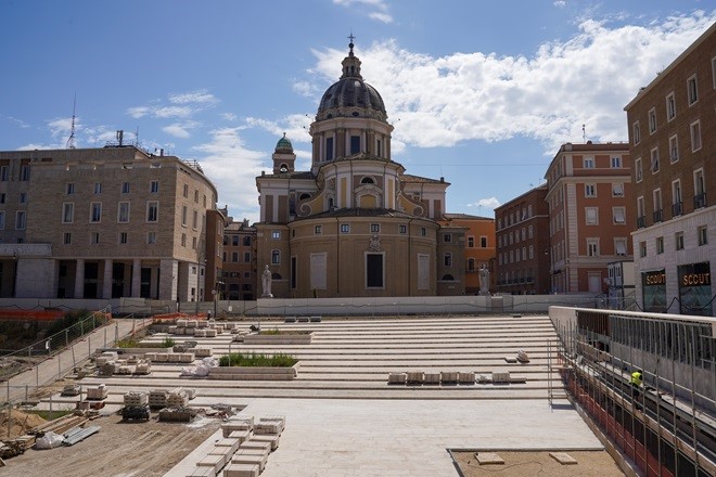 Piazza Augusto Imperatore, sopralluogo al cantiere