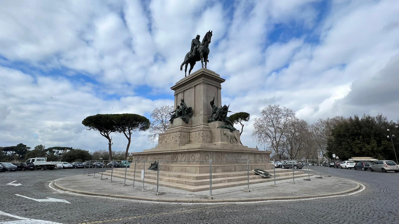 Monumento restaurato2