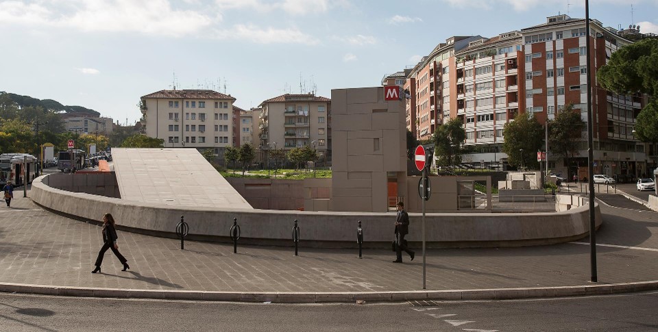 Parcheggio metro B1 Annibaliano