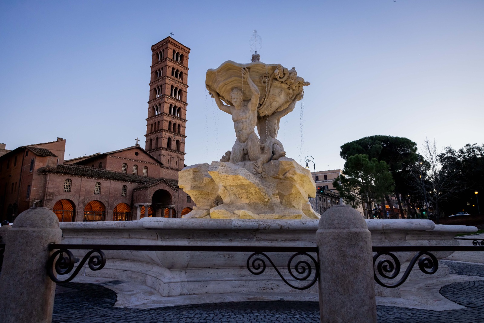 Fontana dei Tritoni post restauro (dicembre 2024)