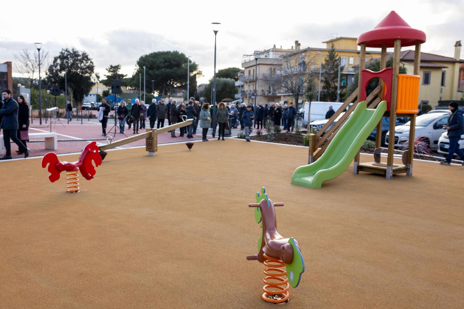 Piazza di Gregna Sant'Andrea fine lavori 