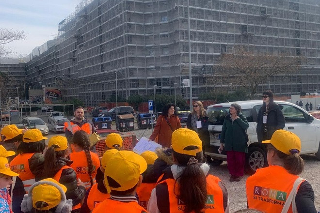 Bimbi in visita al cantiere PNRR di Tor Bella Monaca