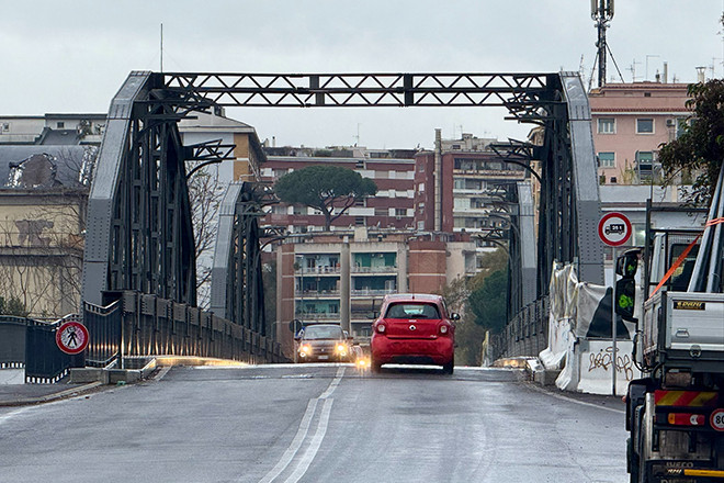 Ponte dell'Industria: completato montaggio degli arconi storici